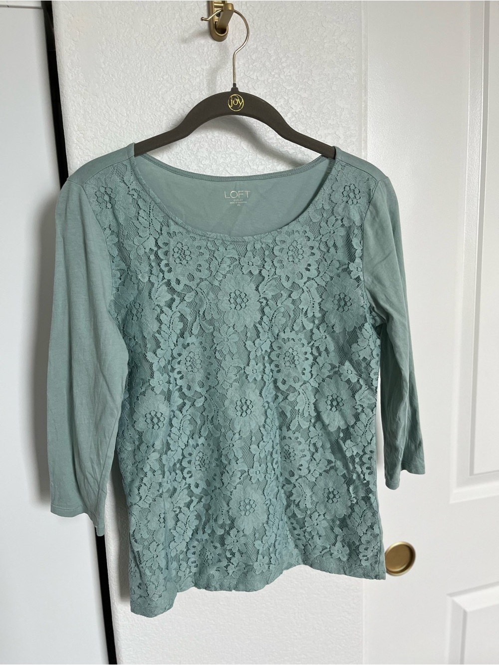 LOFT Lace Front 3/4 Sleeve Top Women’s XS Tee Scoop Neck Light Green/ Teal Color